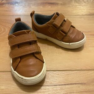 Cat & Jack Tan Toddler Calvin Sneakers